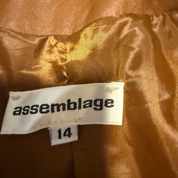 Vintage Assemblage Tan Leather Jacket Casual Style - Picture 8 of 8